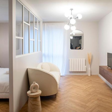 Suite Georgia Villeurbanne Exterior foto
